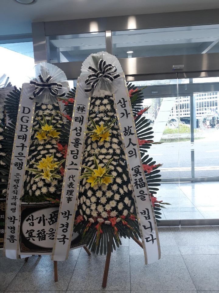 뺴 Դϴ....